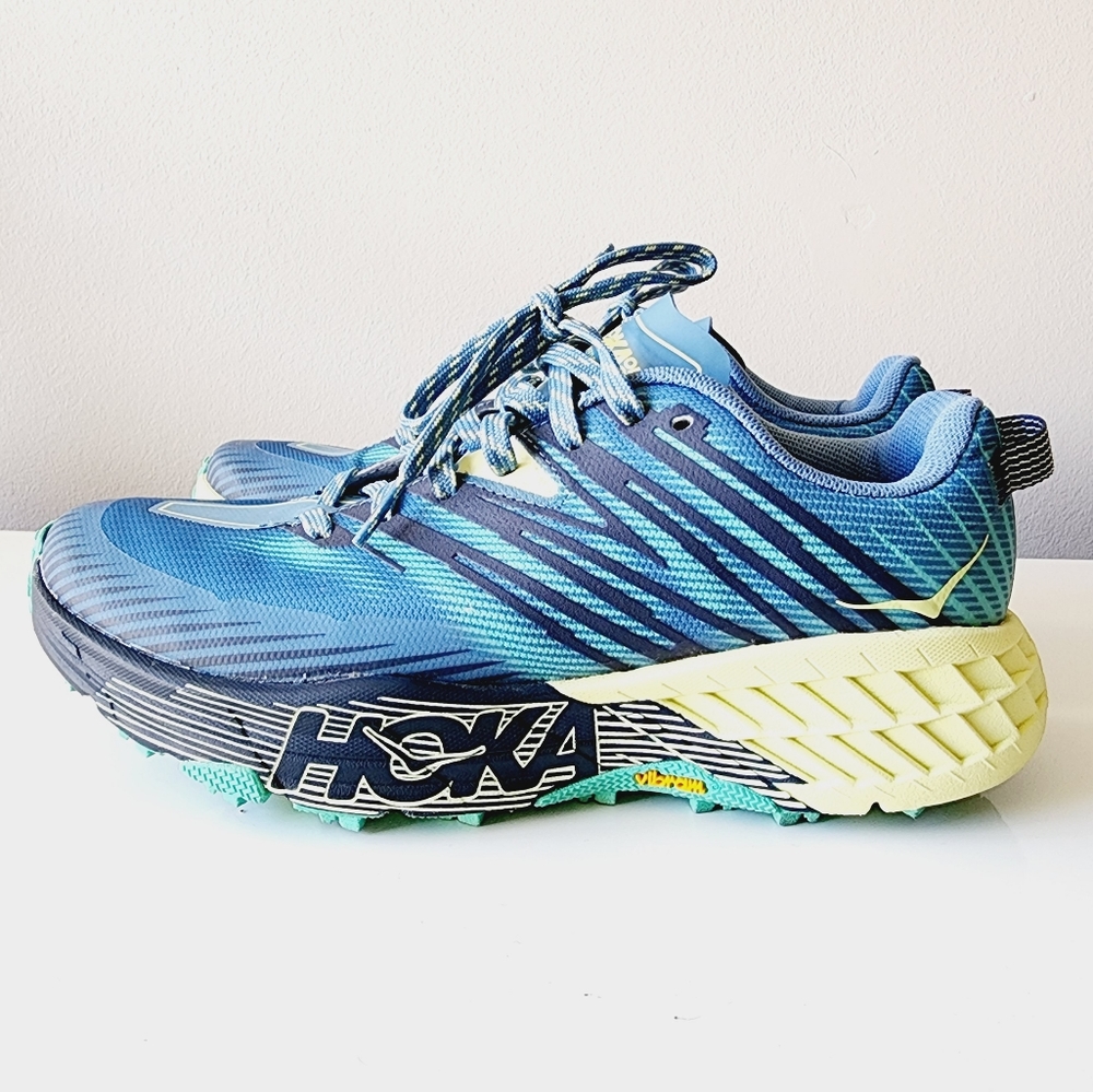 Hoka One  Speedgoat 4 Size 8 Blue/Green